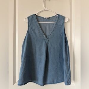 Time and Tru Denim Blue V-Neck Tank Top
